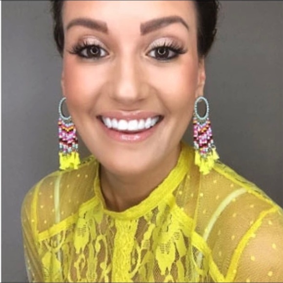 Stunning Beaded earrings - Picture 3 of 5